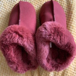 NEW LC Burnt Orange House Slippers